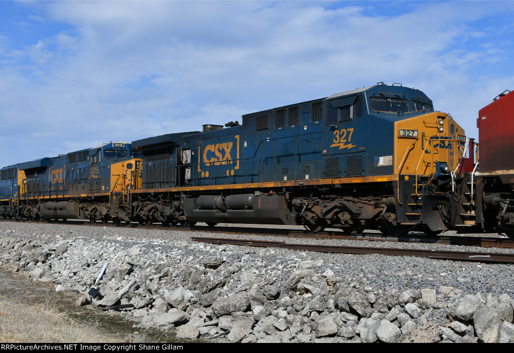 CSX 327 Roster shot.